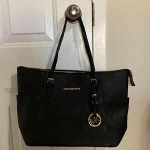 Michael Kors navy tote/purse